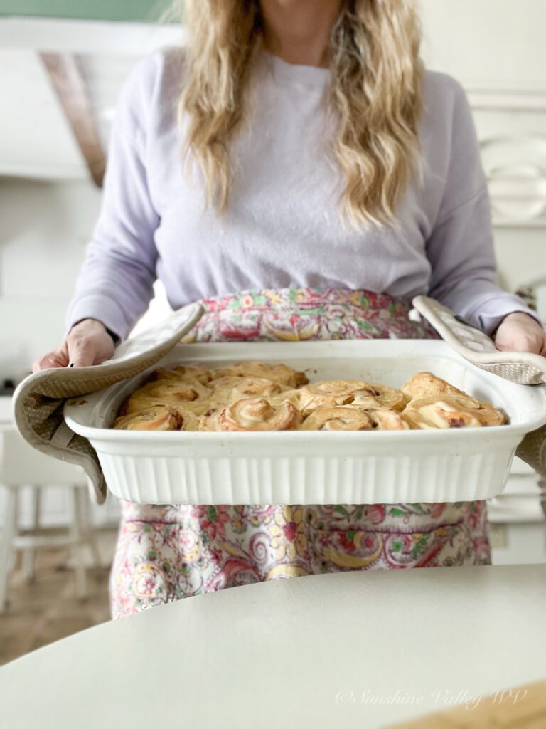 How to Make Sourdough Cinnamon Rolls Without Processed Sugar